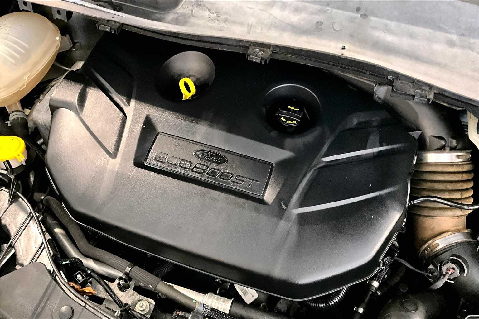 2017 Ford Escape Titanium photo 34