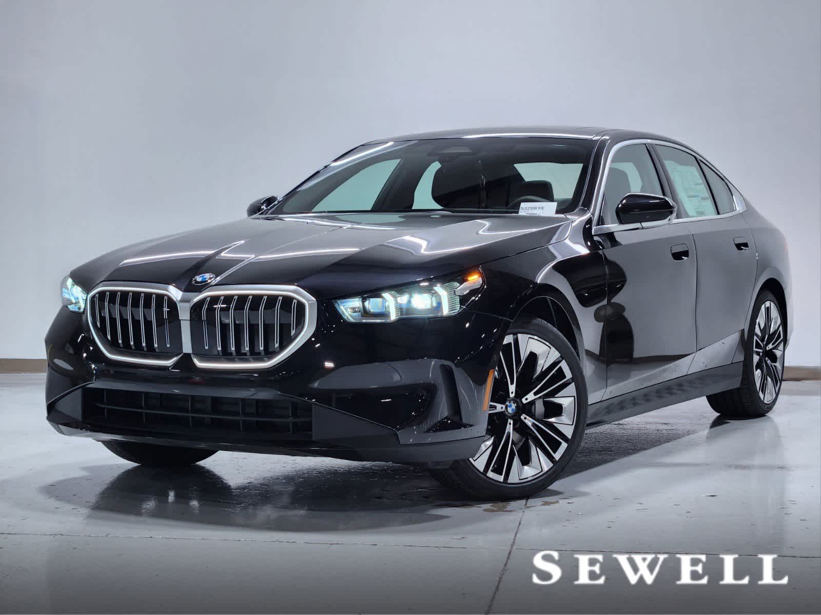 2025 BMW 5 Series 530i