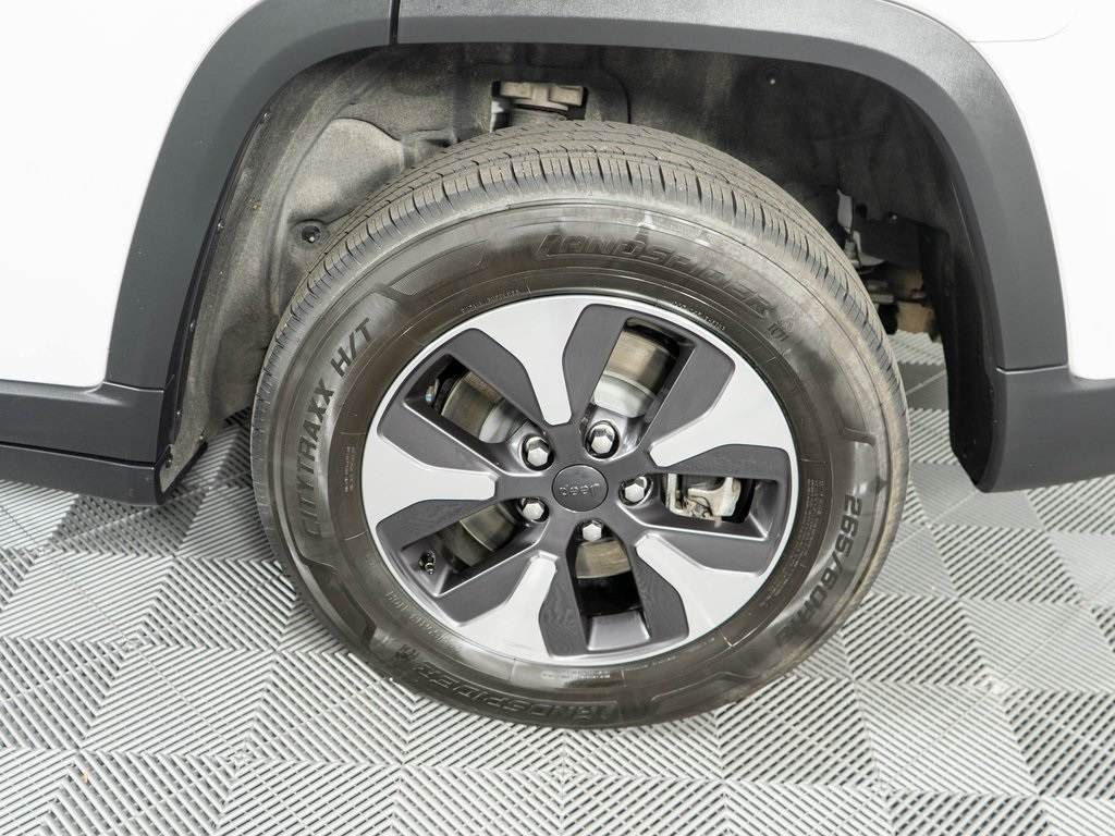 2024 Jeep Cherokee Limited 4xe photo 28
