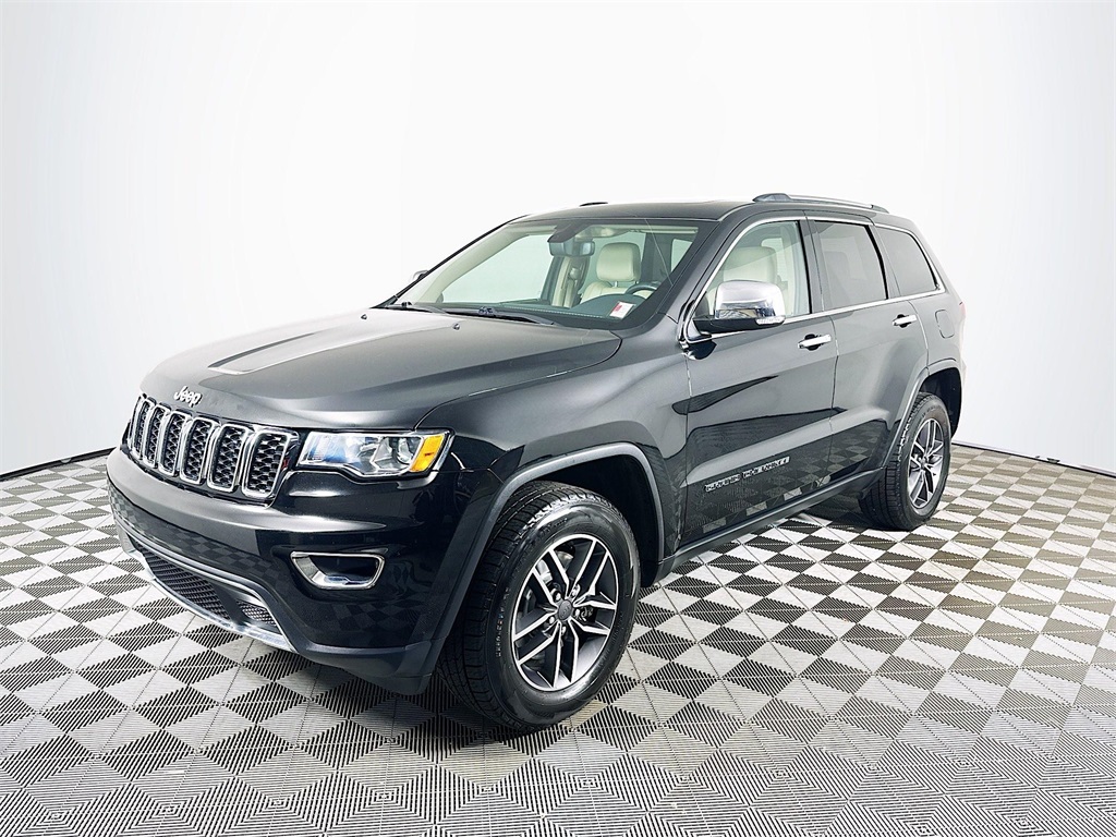 Used 2021 Diamond Black Crystal Pearlcoat Jeep Limited image 1