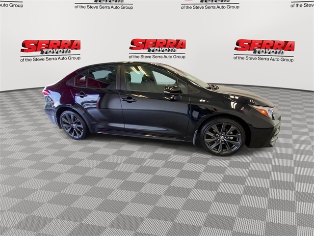 2025 Toyota Corolla SE photo 3