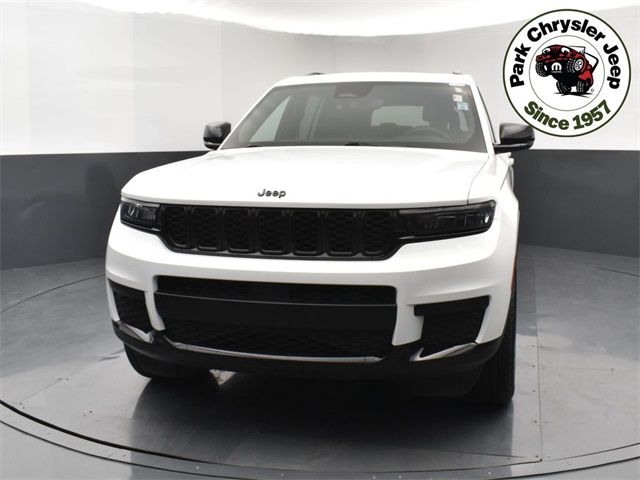 Used 2024 Jeep Grand Cherokee L Altitude with VIN 1C4RJKAG2R8604899 for sale in Burnsville, Minnesota