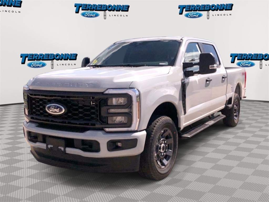 2026 Ford F-250 Super Duty XL's photo