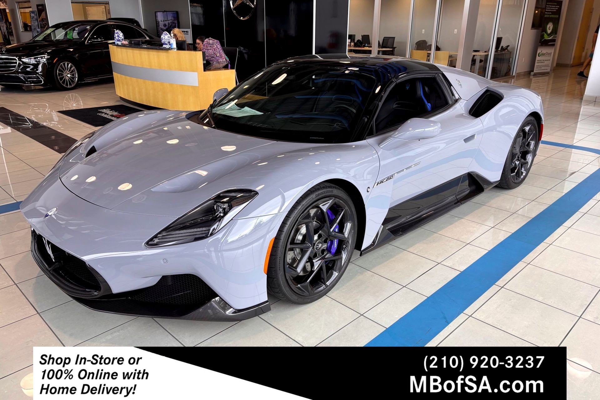 2023 Maserati MC20 Base's photo