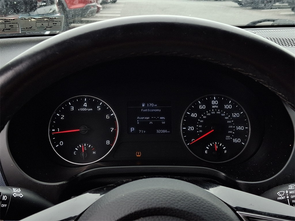 2021 Kia Seltos S photo 19