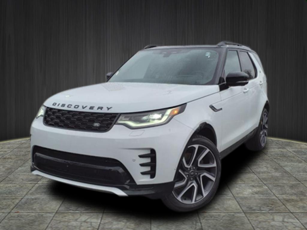 2024 Land Rover Discovery Dynamic SE's photo