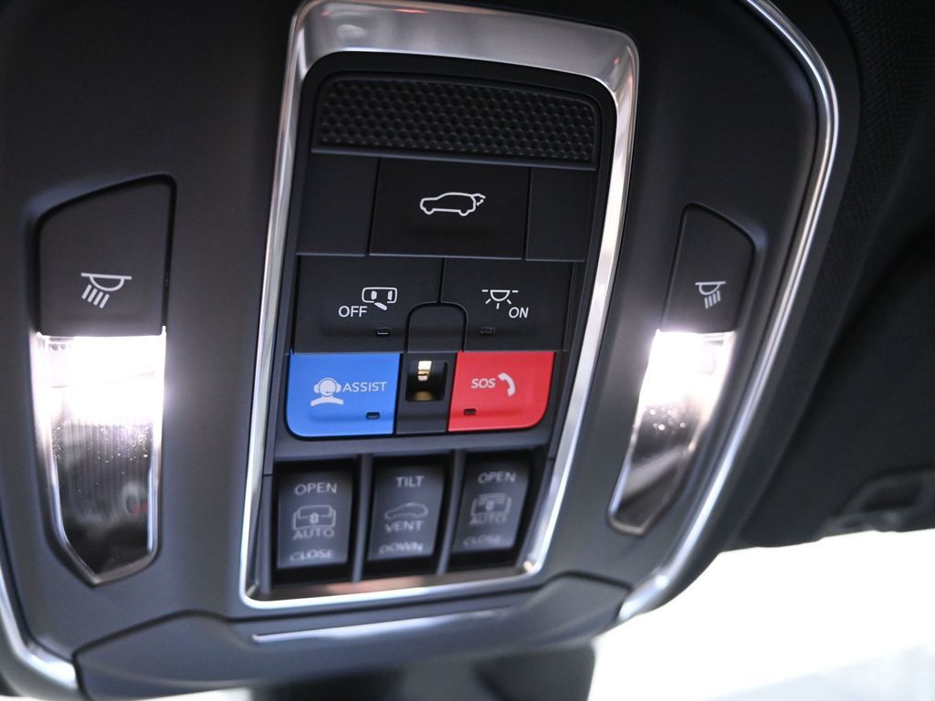 2025 Jeep Grand Cherokee Limited photo 19