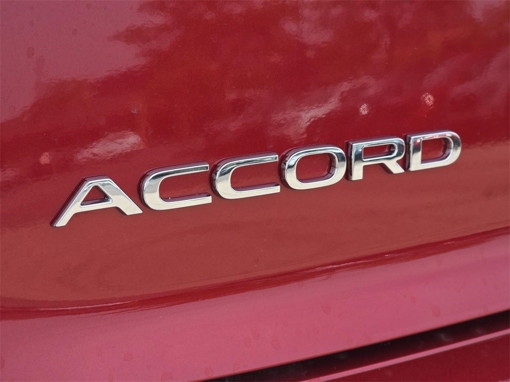 2025 Honda Accord Hybrid Touring photo 11
