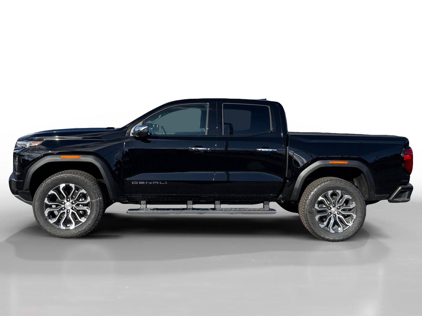 2026 Gmc Canyon Denali photo 2