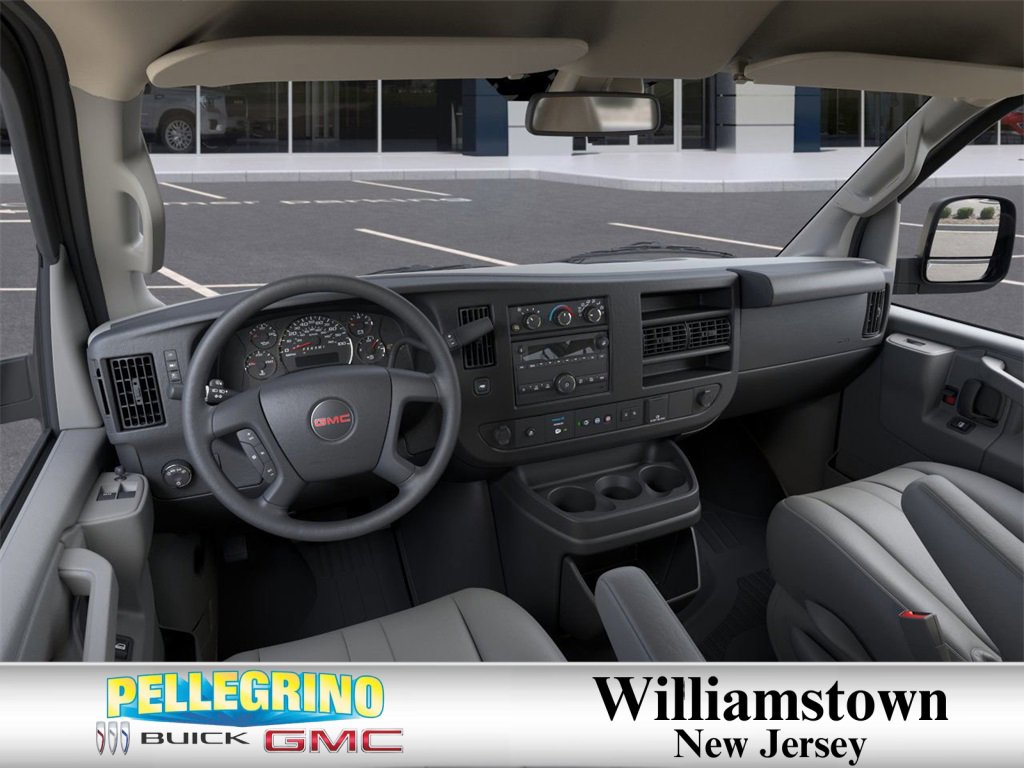 2025 Gmc Savana Cargo 2500 photo 15