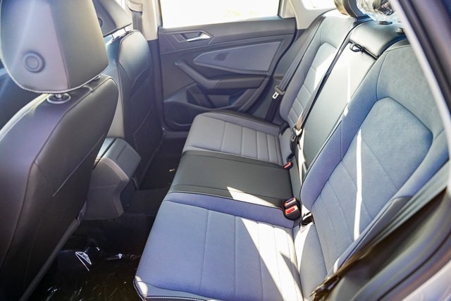 2025 Volkswagen Jetta 1.5T SE photo 23