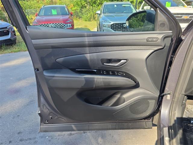 2025 Hyundai Tucson Hybrid Limited photo 13