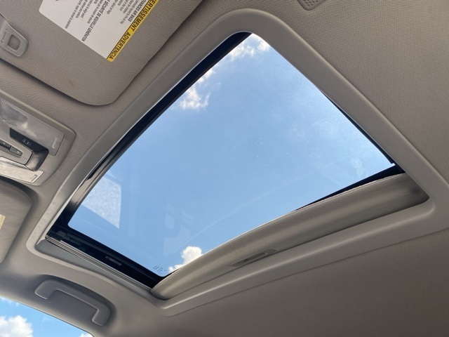 2020 Toyota Sienna XLE photo 30