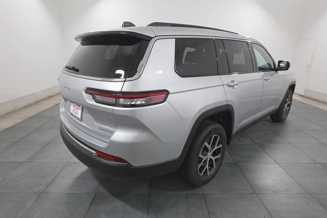 2025 Jeep Grand Cherokee Limited photo 7