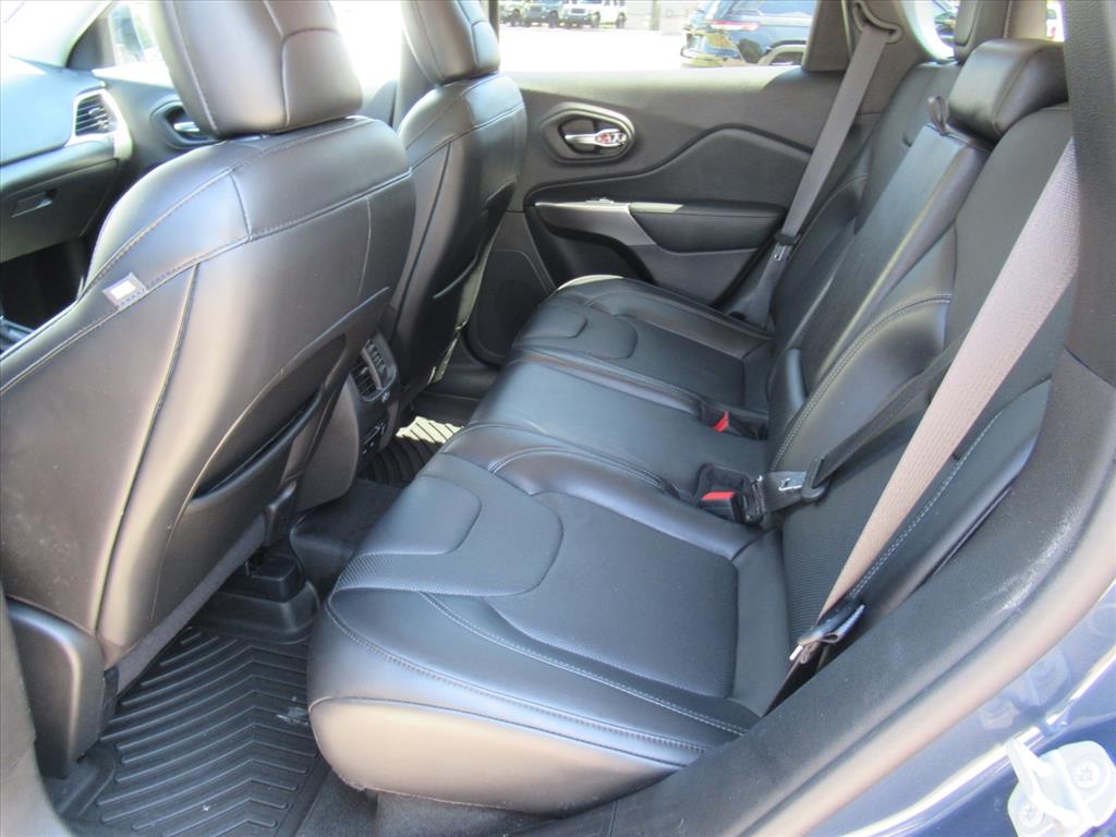 2020 Jeep Cherokee Limited photo 26