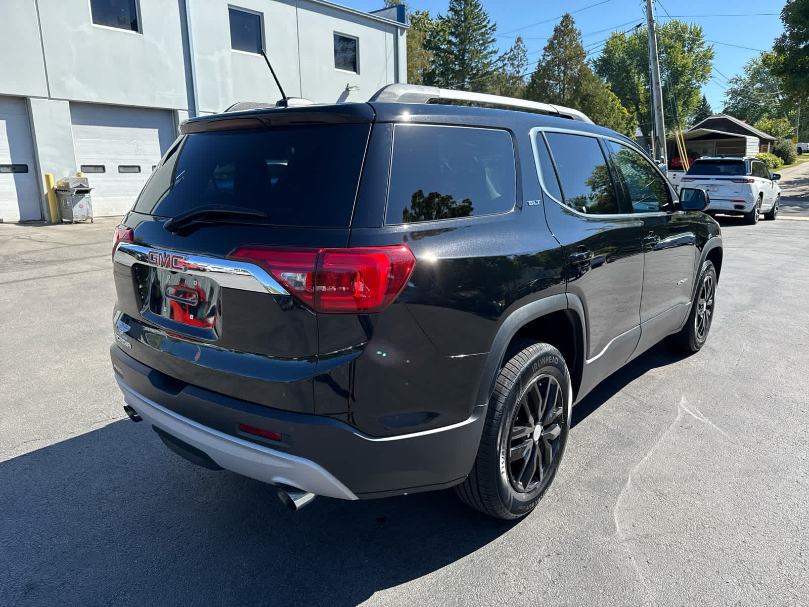 2019 Gmc Acadia SLT photo 3