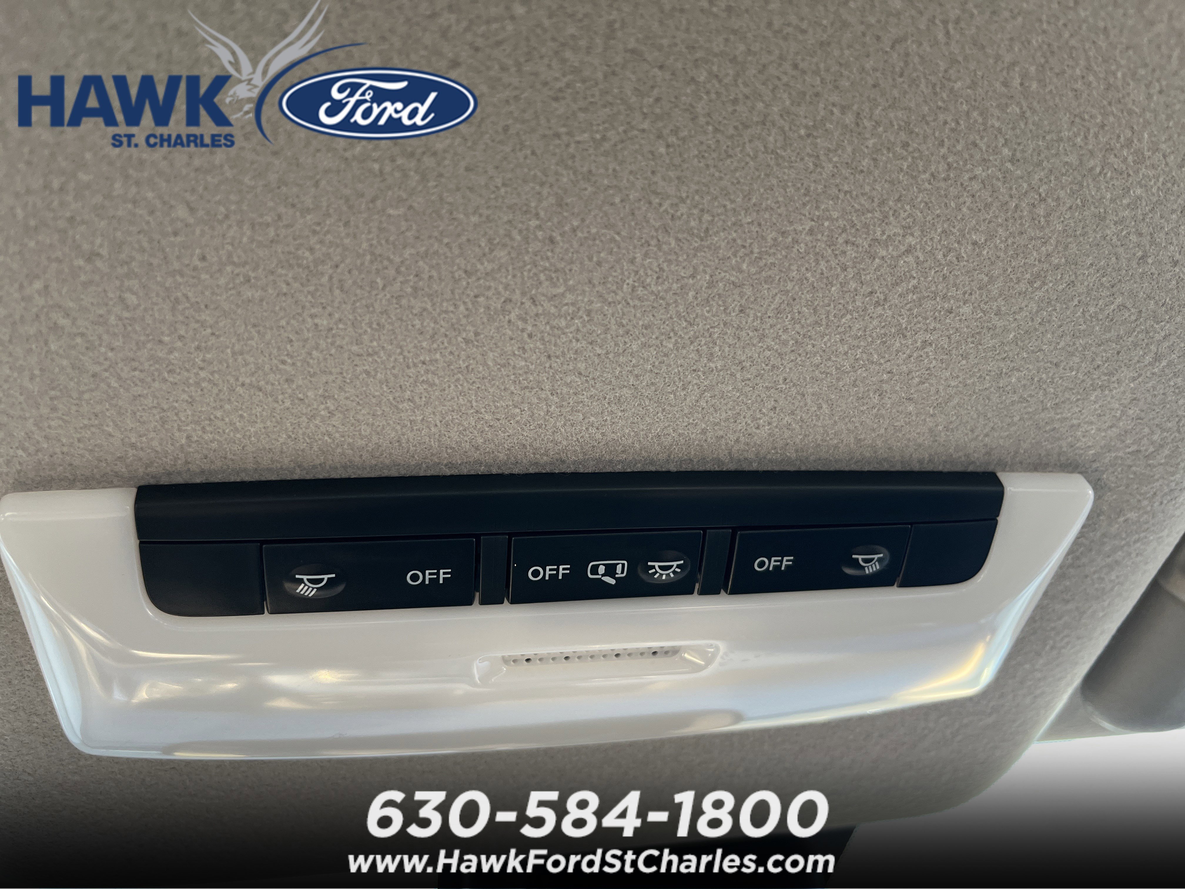 2025 NISSAN VERSA - Image 24