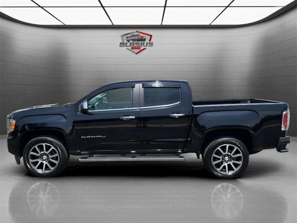 2021 Gmc Canyon Denali photo 2