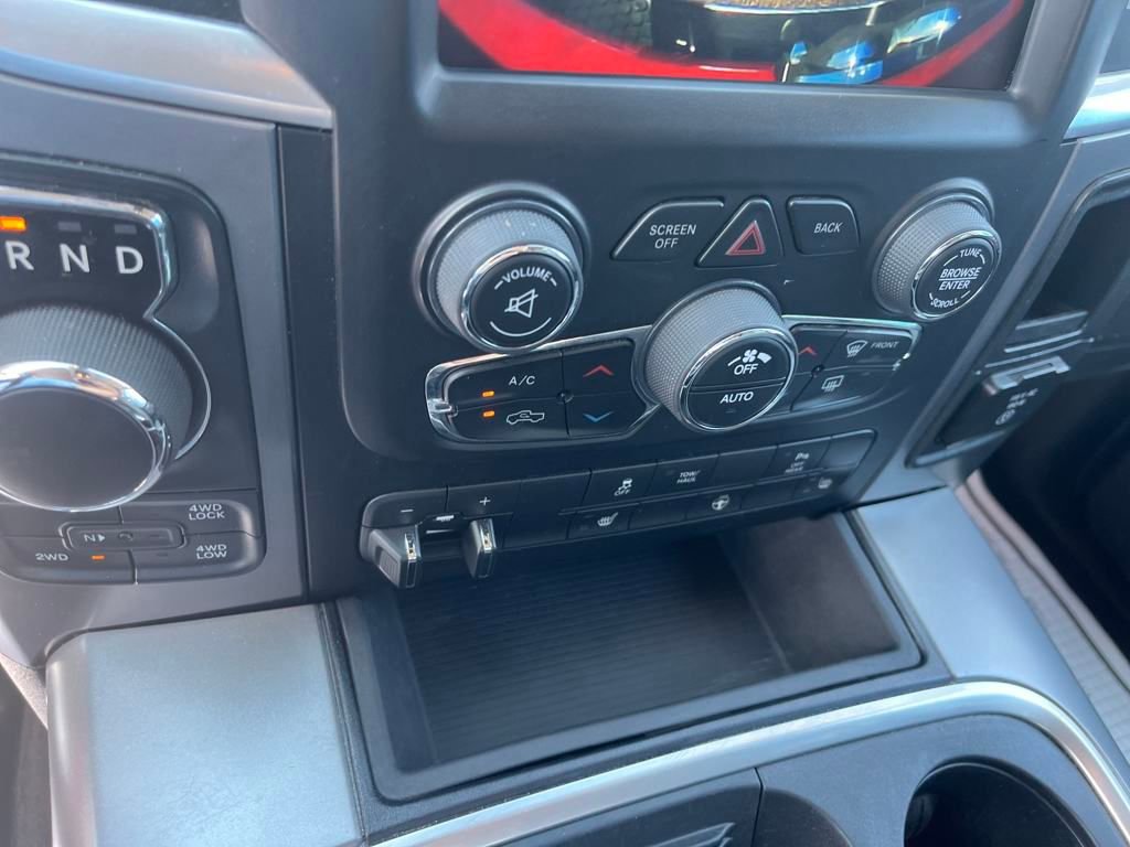 2023 Ram 1500 Classic SLT photo 14