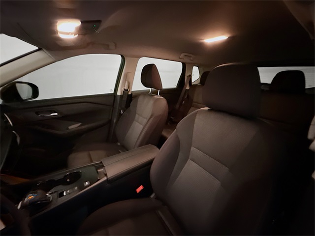 2026 Nissan Rogue SV photo 3