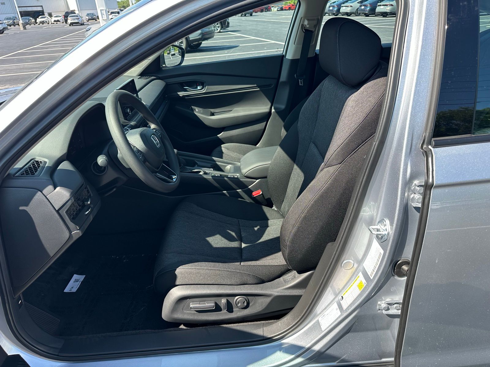 2025 Honda Accord 1.5T SE photo 10