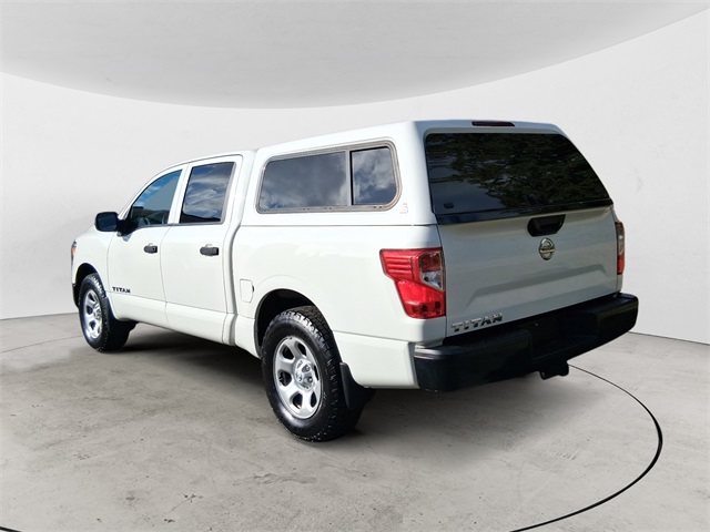 2017 Nissan Titan S photo 3