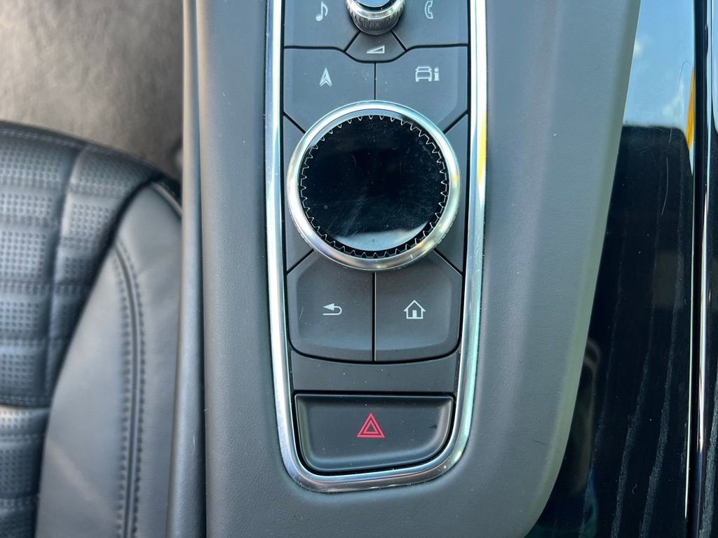 2023 Cadillac Escalade V-Series photo 40