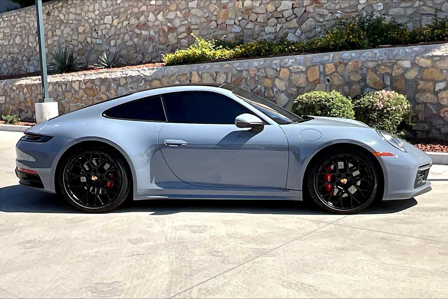 2024 Porsche 911 S photo 8