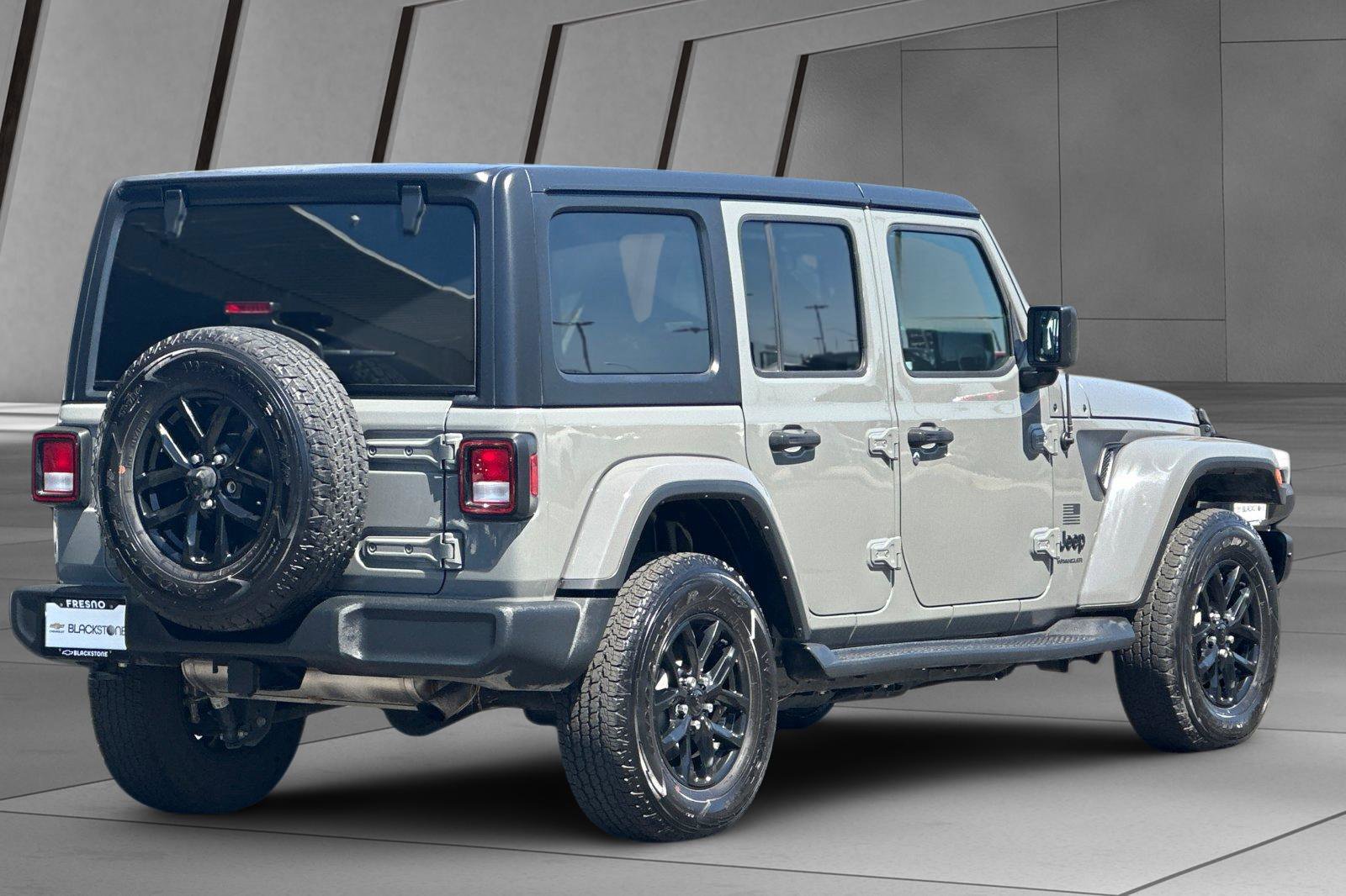 2023 Jeep Wrangler Freedom photo 3