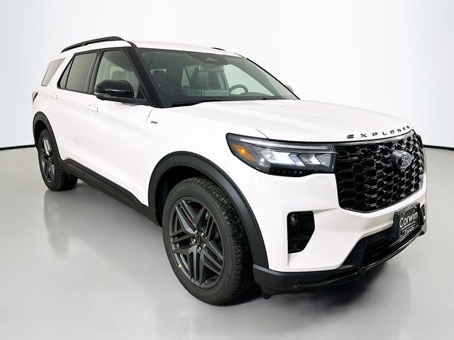 2026 Ford Explorer ST-LINE's photo