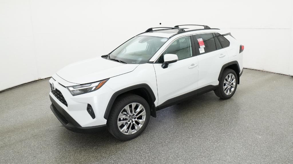 2025 Toyota RAV4 XLE Premium's photo