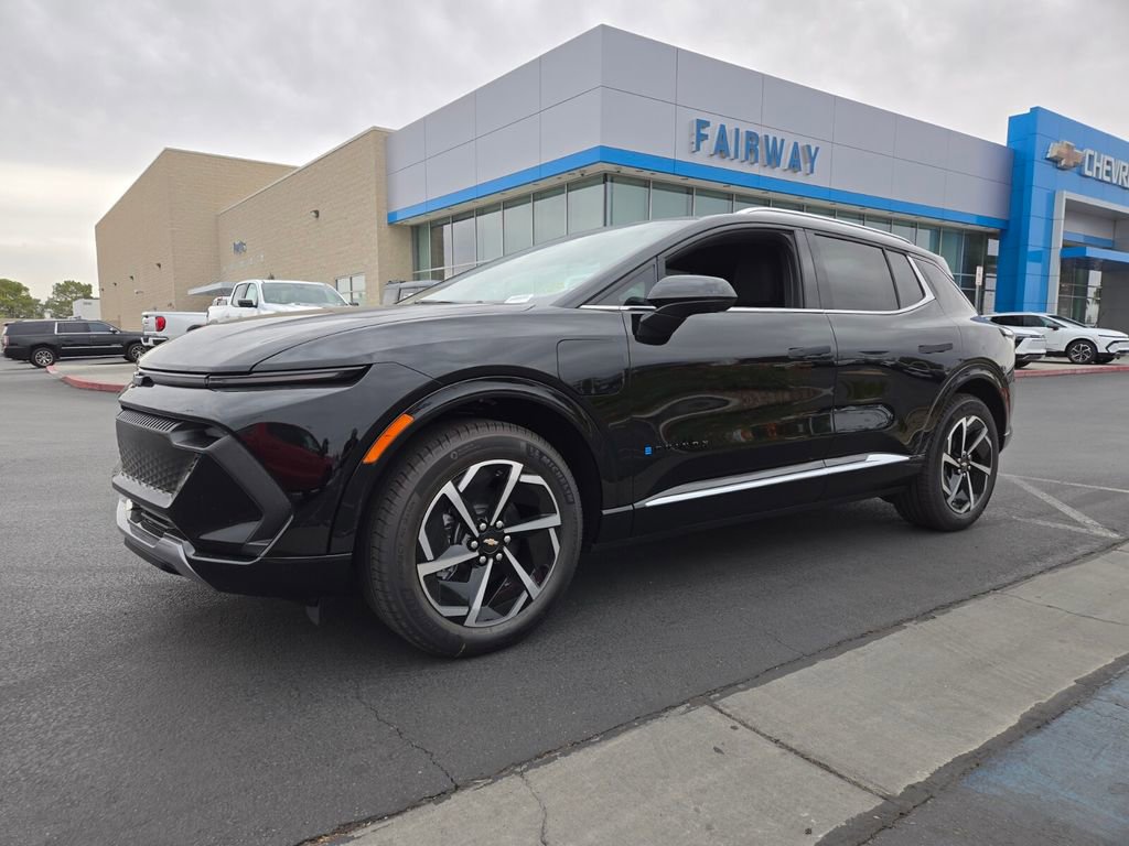 2025 Chevrolet Equinox EV 1LT photo 2