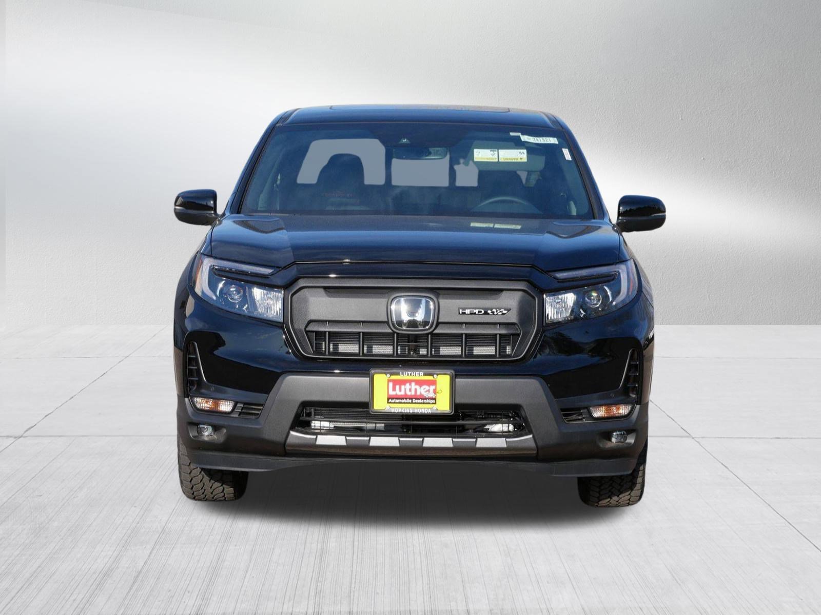 2025 Honda Ridgeline TrailSport photo 2