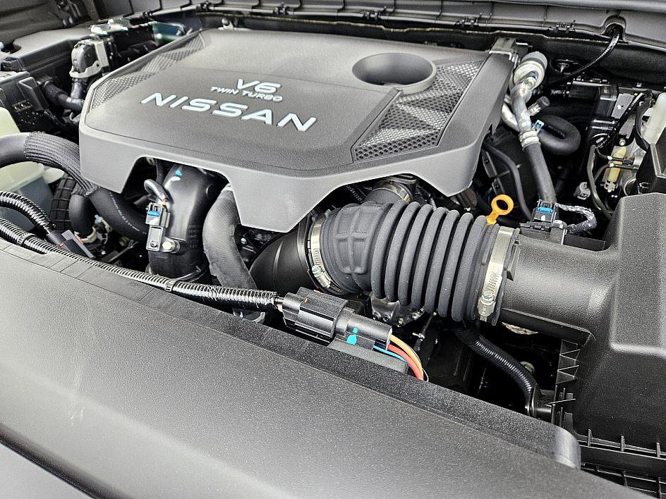 2025 Nissan Armada photo 17