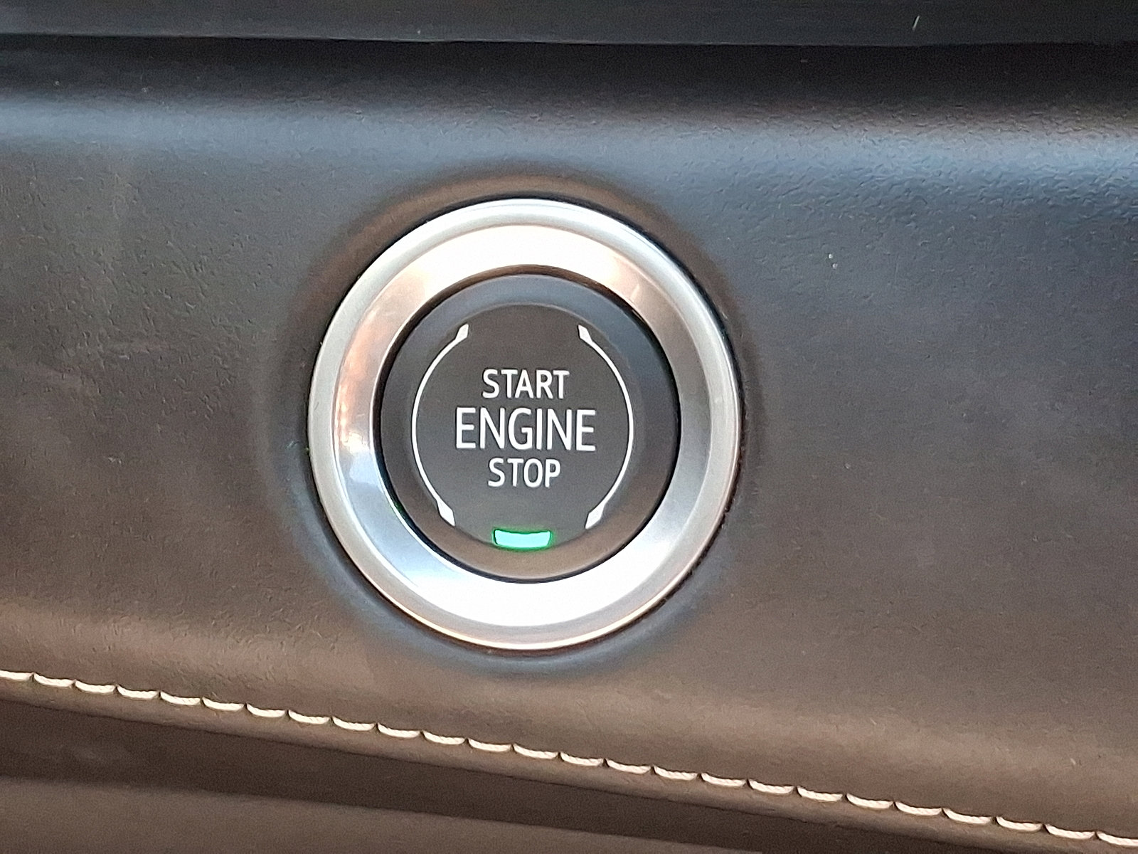 2024 Cadillac Escalade ESV V-Series photo 23