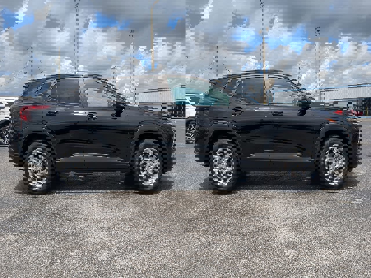 2024 Chevrolet Trax LS photo 3