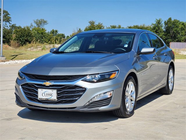 2024 Chevrolet Malibu 1LT photo 3
