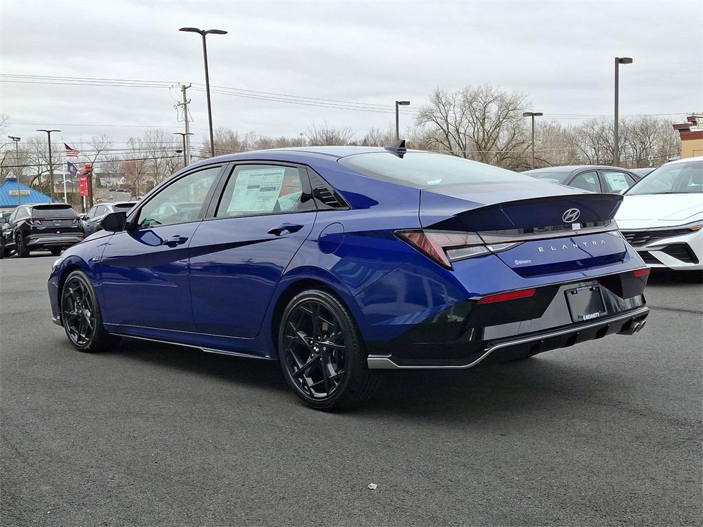 2025 Hyundai Elantra N Line photo 3