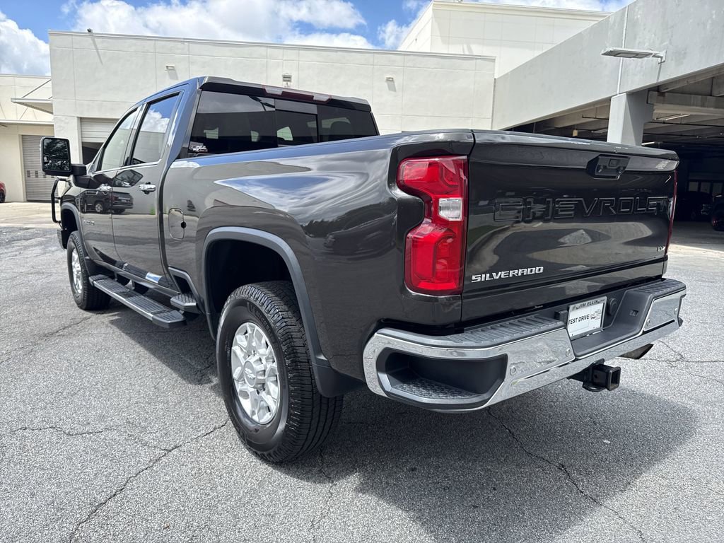2020 Chevrolet Silverado 2500HD LTZ photo 4