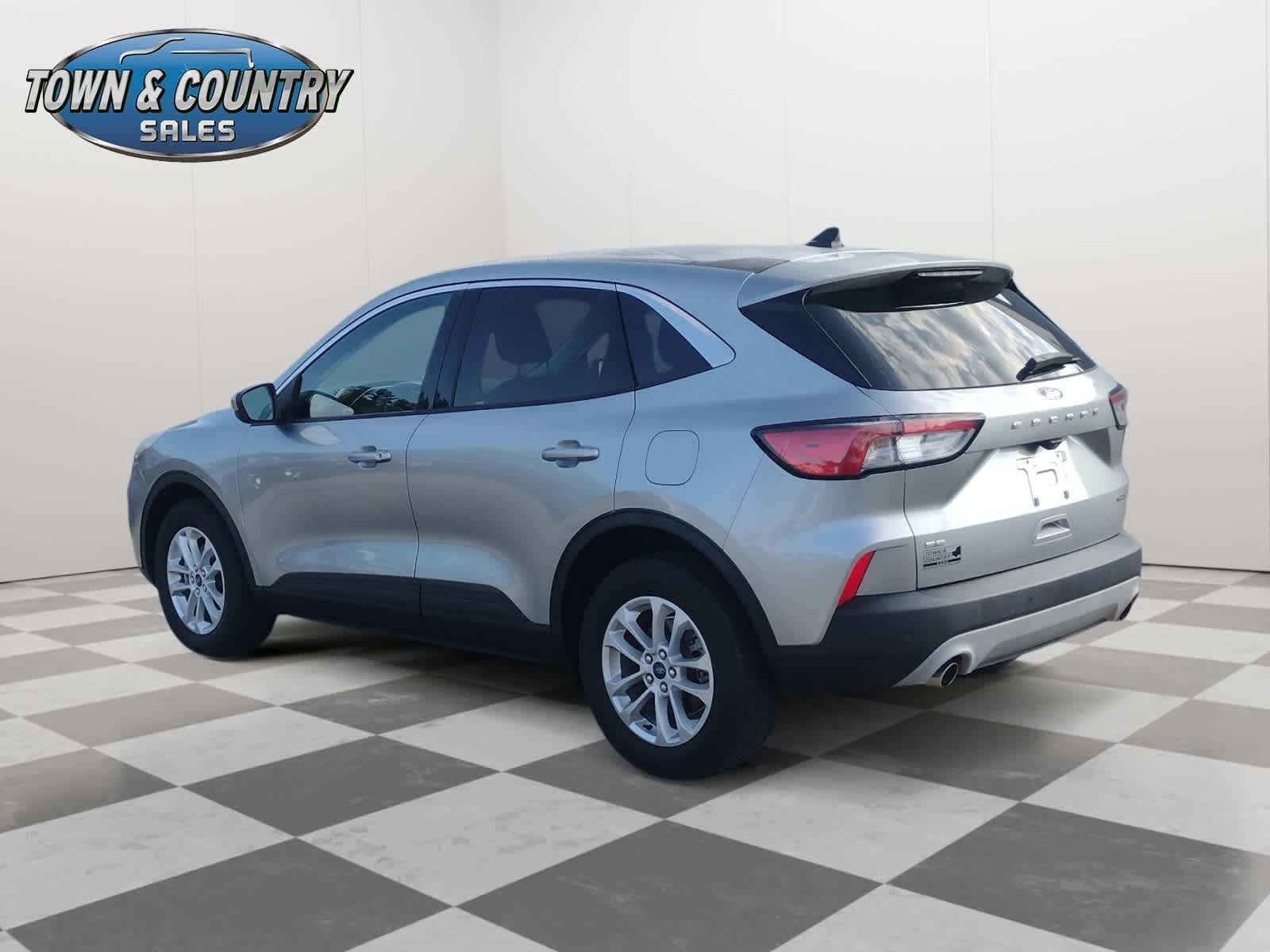 2021 Ford Escape SE Hybrid photo 5