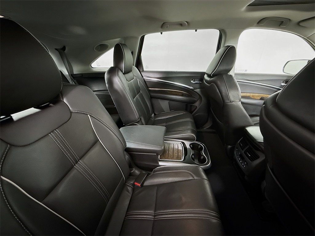 2018 Acura MDX SH-AWD Advance photo 29