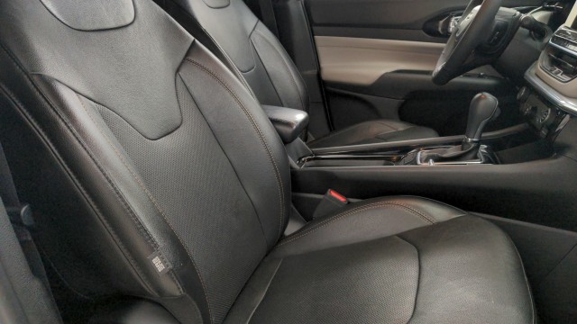 Used 2023 WHITE Jeep Limited image 25