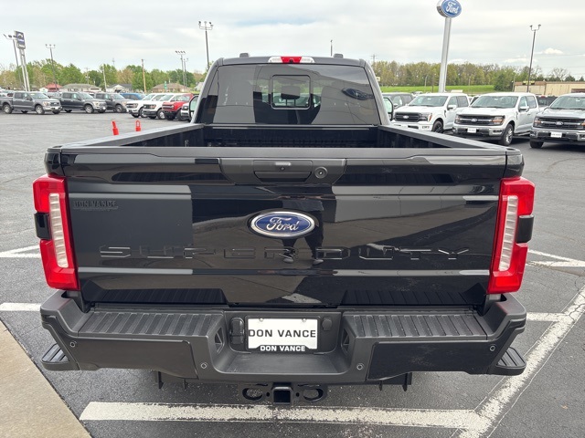 2025 Ford F-350 XL photo 5