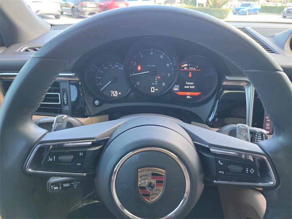 2024 Porsche Macan T photo 26