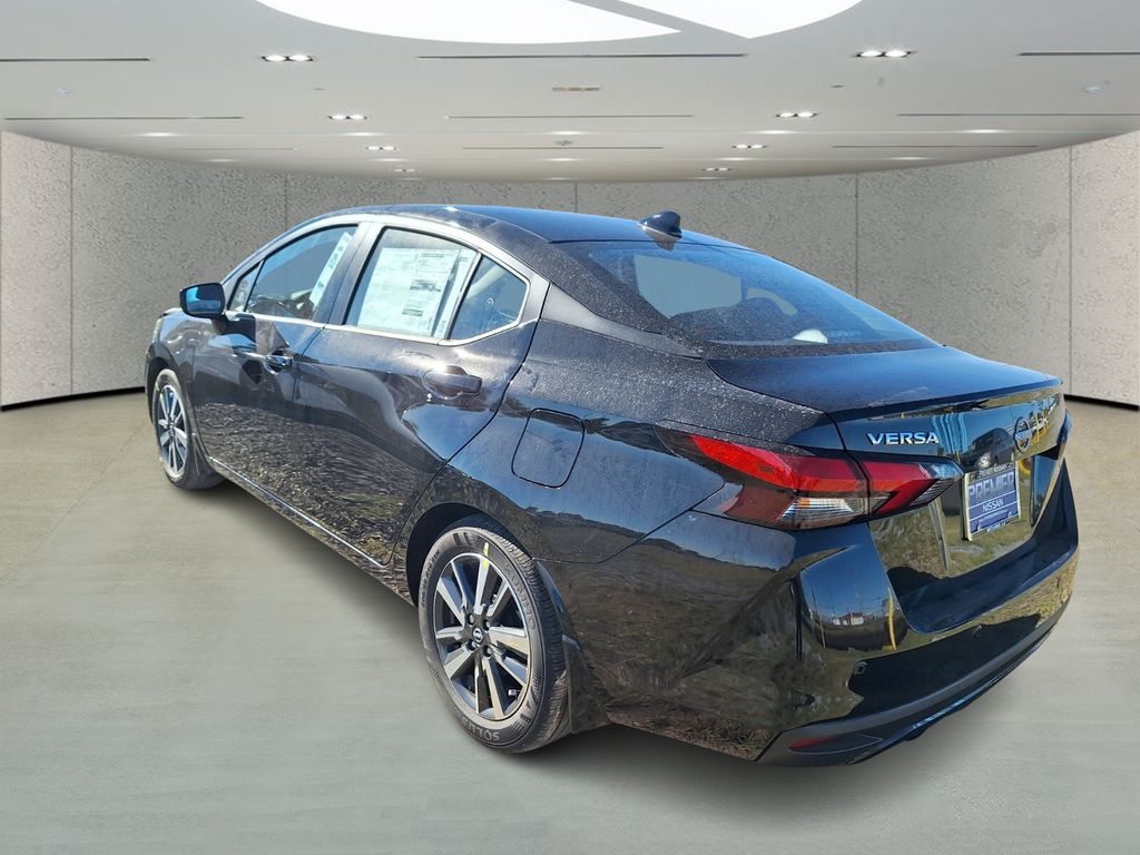 2025 Nissan Versa SV photo 3