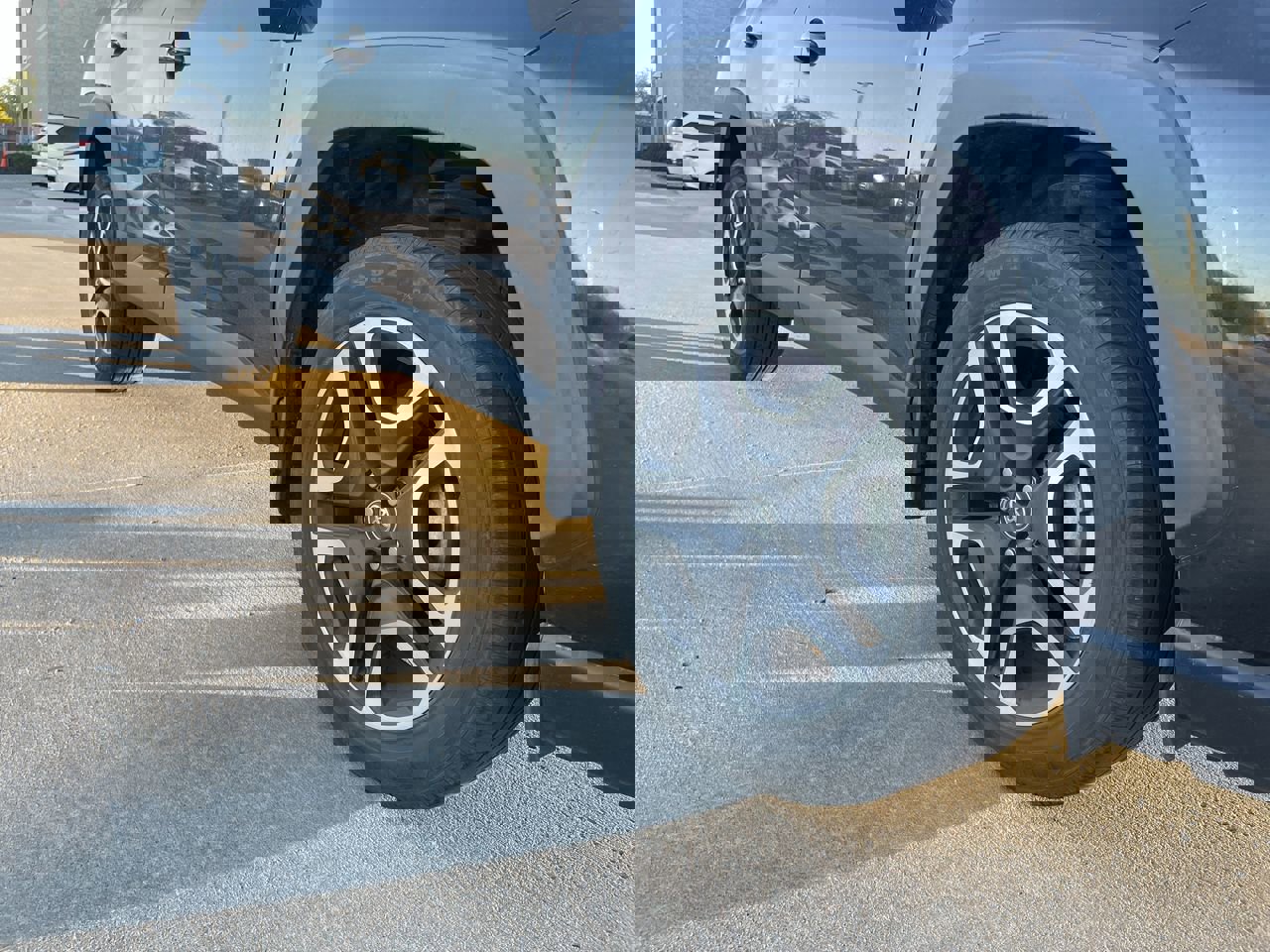 Used 2019 Toyota RAV4 Adventure with VIN 2T3J1RFV3KW017169 for sale in Kansas City