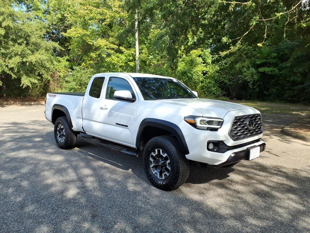 2023 Toyota Tacoma TRD Off Road's photo