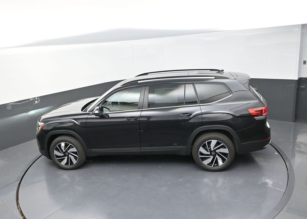 2026 Volkswagen Atlas SE Technology photo 12