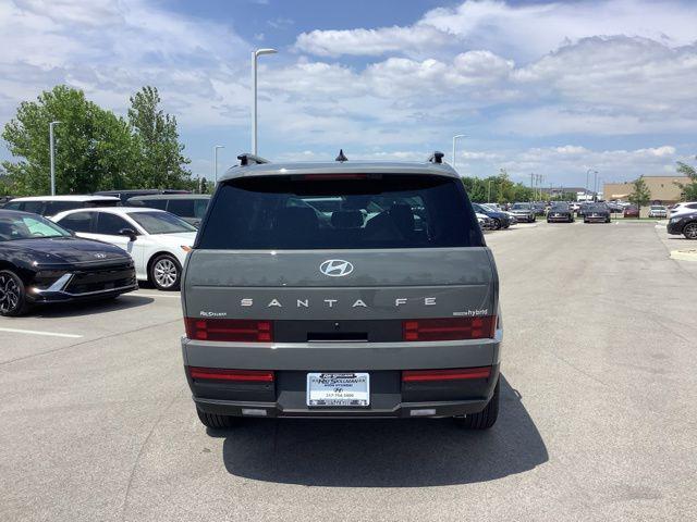 2026 Hyundai Santa Fe SEL photo 4