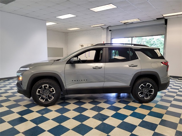2025 Chevrolet Equinox ACTIV photo 4